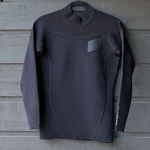 Black Men’s Long Sleeve Neoprene Swim Top
